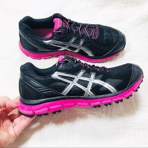 🔥 Asics black and pink Gel Scram running shoes sz7